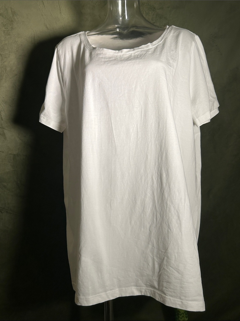 New York Laundry White Short-Sleeve Crewneck Tee